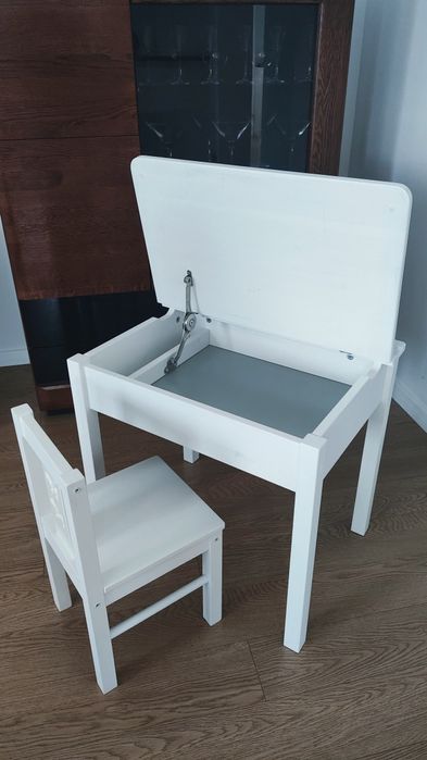 Biurko i krzesło dla dzieci IKEA krzesło KRITTER,  biurko SUNDVIK.