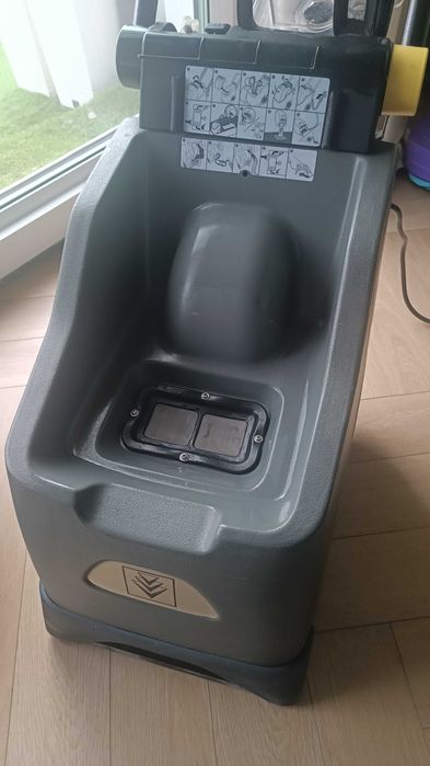 Kärcher BRC 30/15C – Automat do wykładzin i dywanów –2020– super stan!