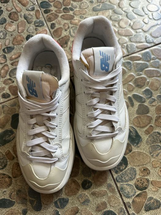 Кросівки шкіряні