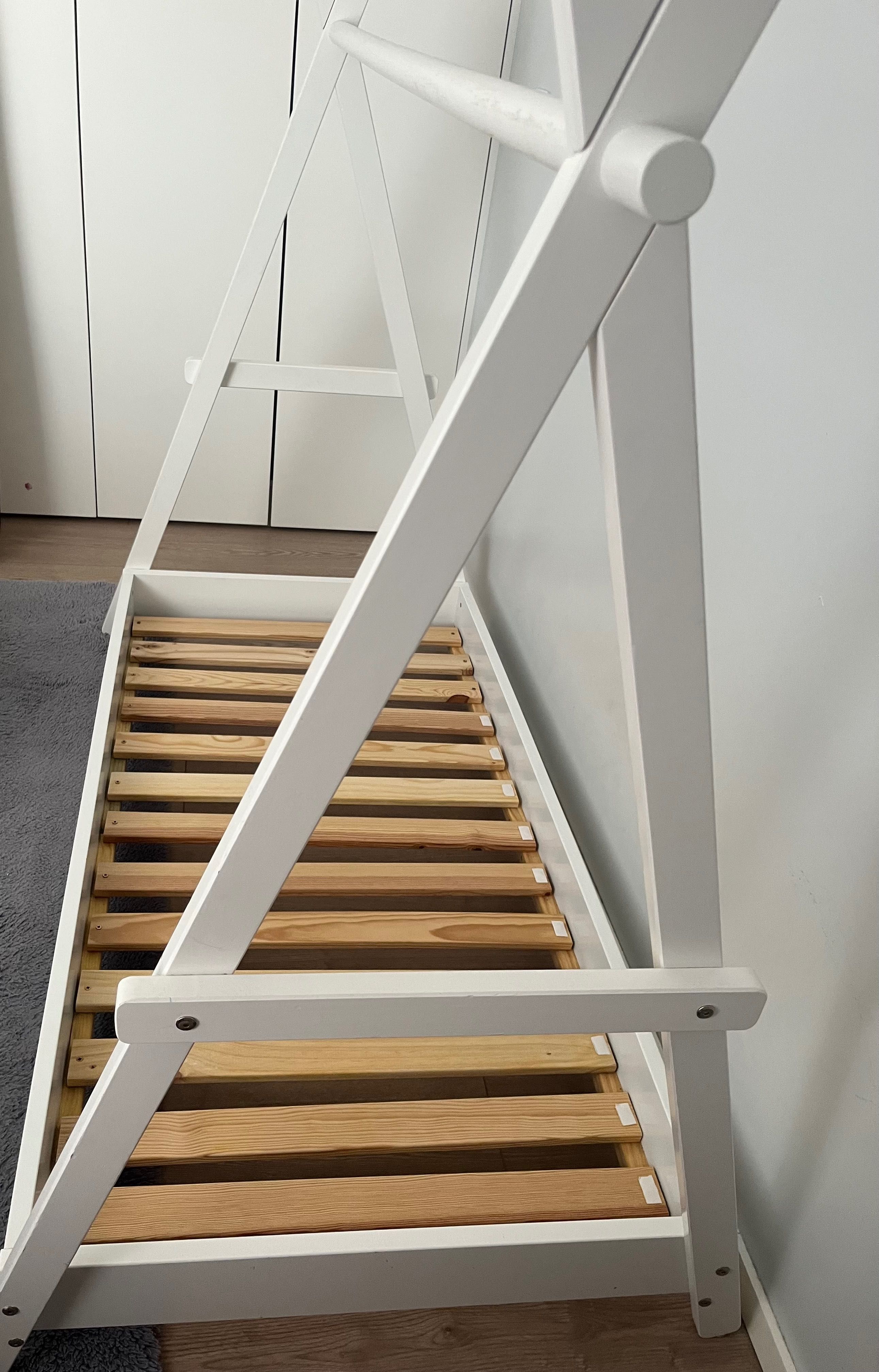 Cama criança Montessori Tupi branca