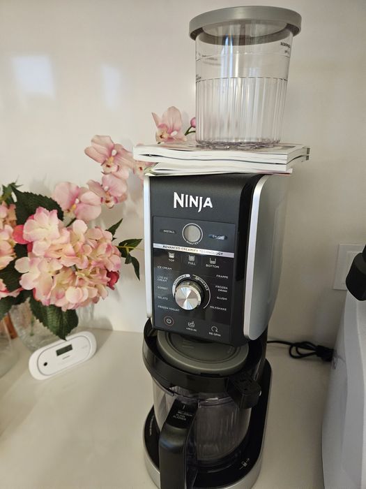 Ninja Creami Deluxe Máquina de gelados