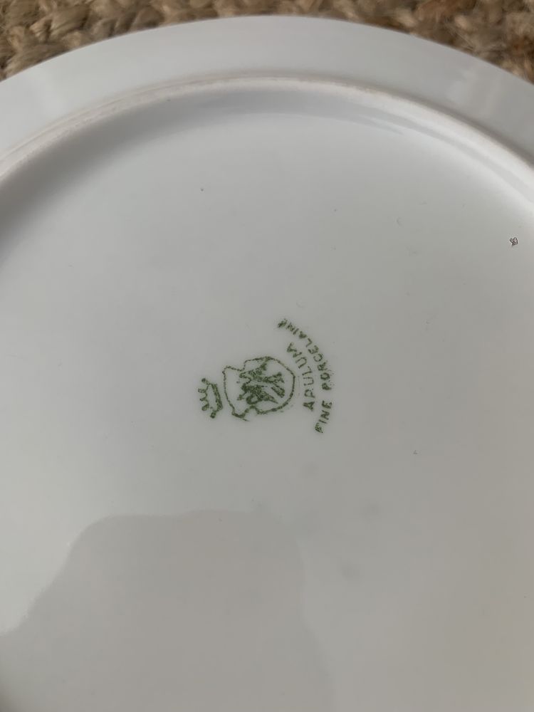 Talerze komplet zestaw białe wzory kolorowe kwiaty boho porcelana