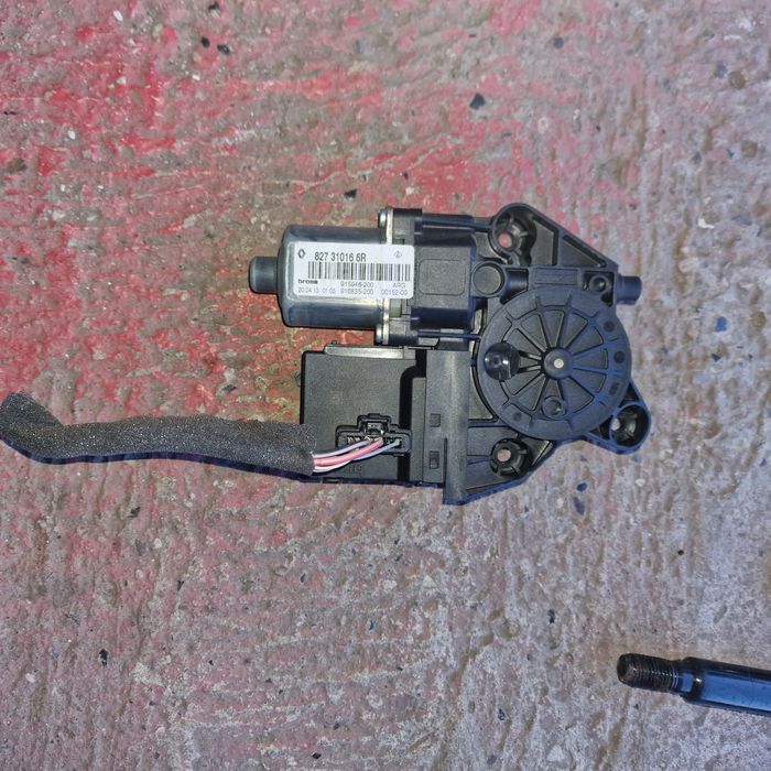 Склопідйомник пепедній, задній!(Renault Grand Scenic 3)