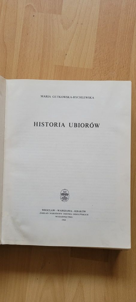 Historia ubiorów