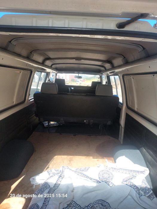 Mitsubishi L 300