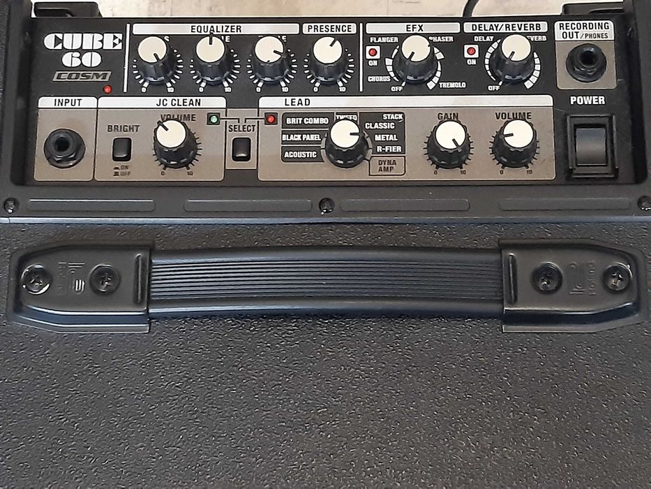 Super Wzmacniacz Roland Cube 60-efekty Boss-wyjście na kolumnę-zamiana