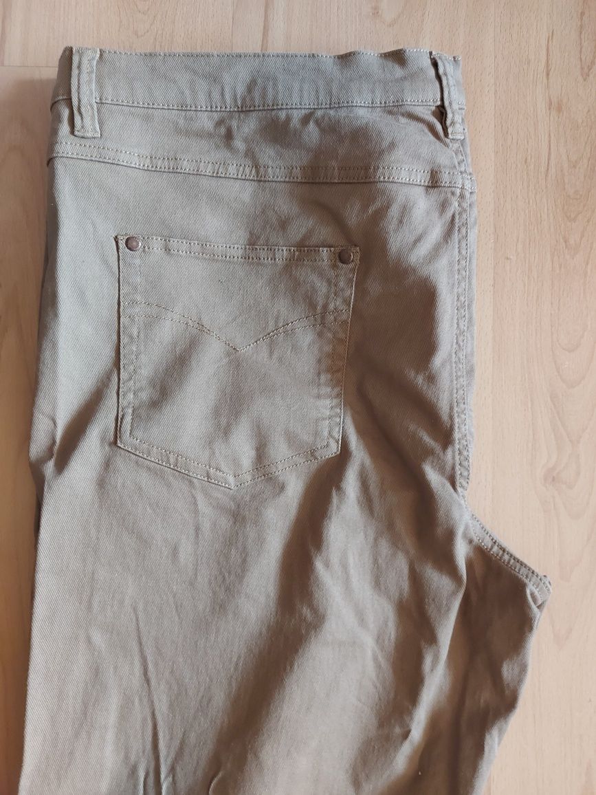Spodnie  CottonTraders 44