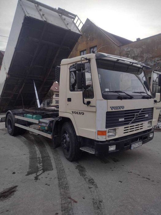 Samochód Ciężarowy VOLVO FL10 320KM