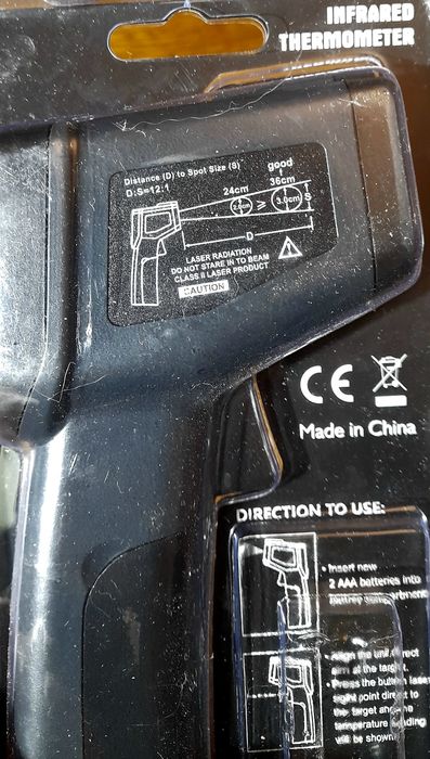 Термометр лазерний