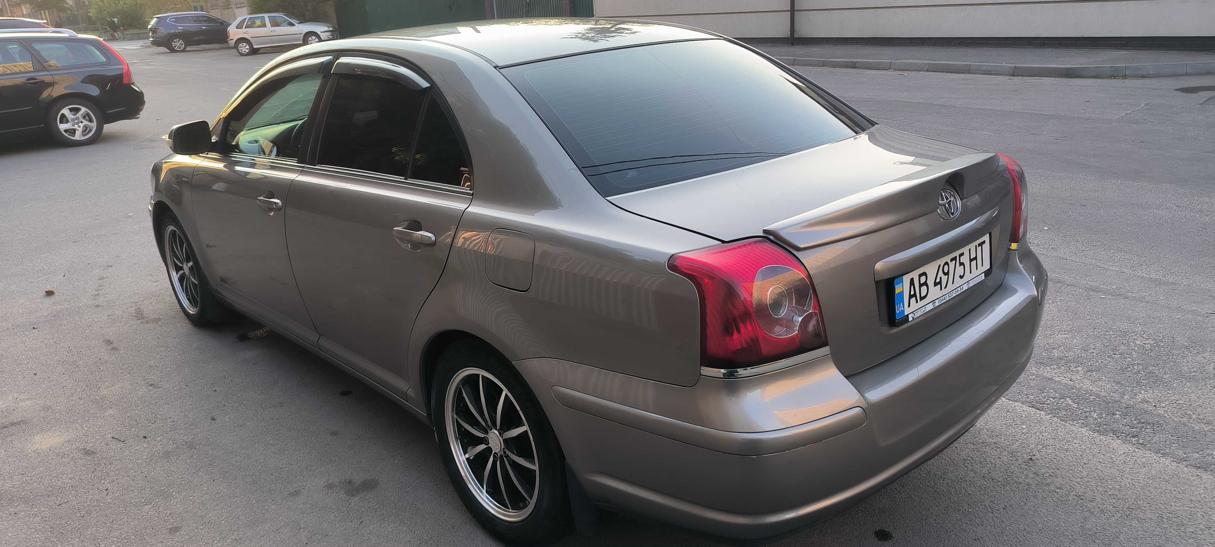 Продам Тойоту Авенсіс