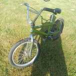 Rower BMX ciemnozielony