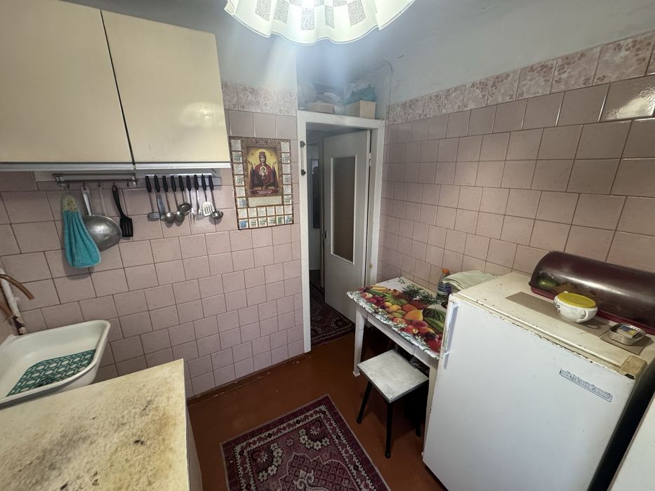 Продаж двух кімнатна квартира