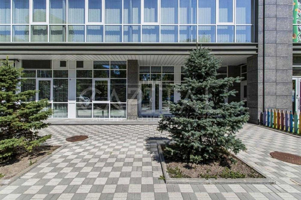 Продаю комерційне приміщення з орендарями, Печерськ, Київ