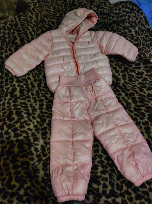 Костюм на дівчинку розмір 80