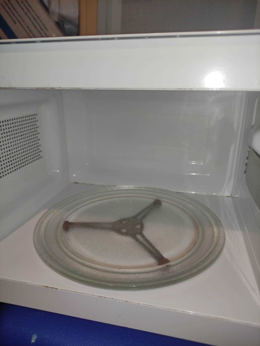 Microndas Beltax 1200 W bom estado