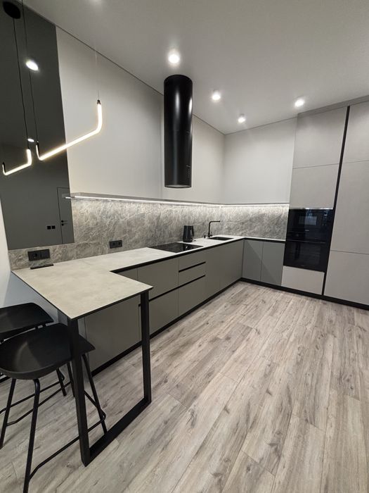 Здається Нова квартира ЖК Манхеттен, Генератор в домі