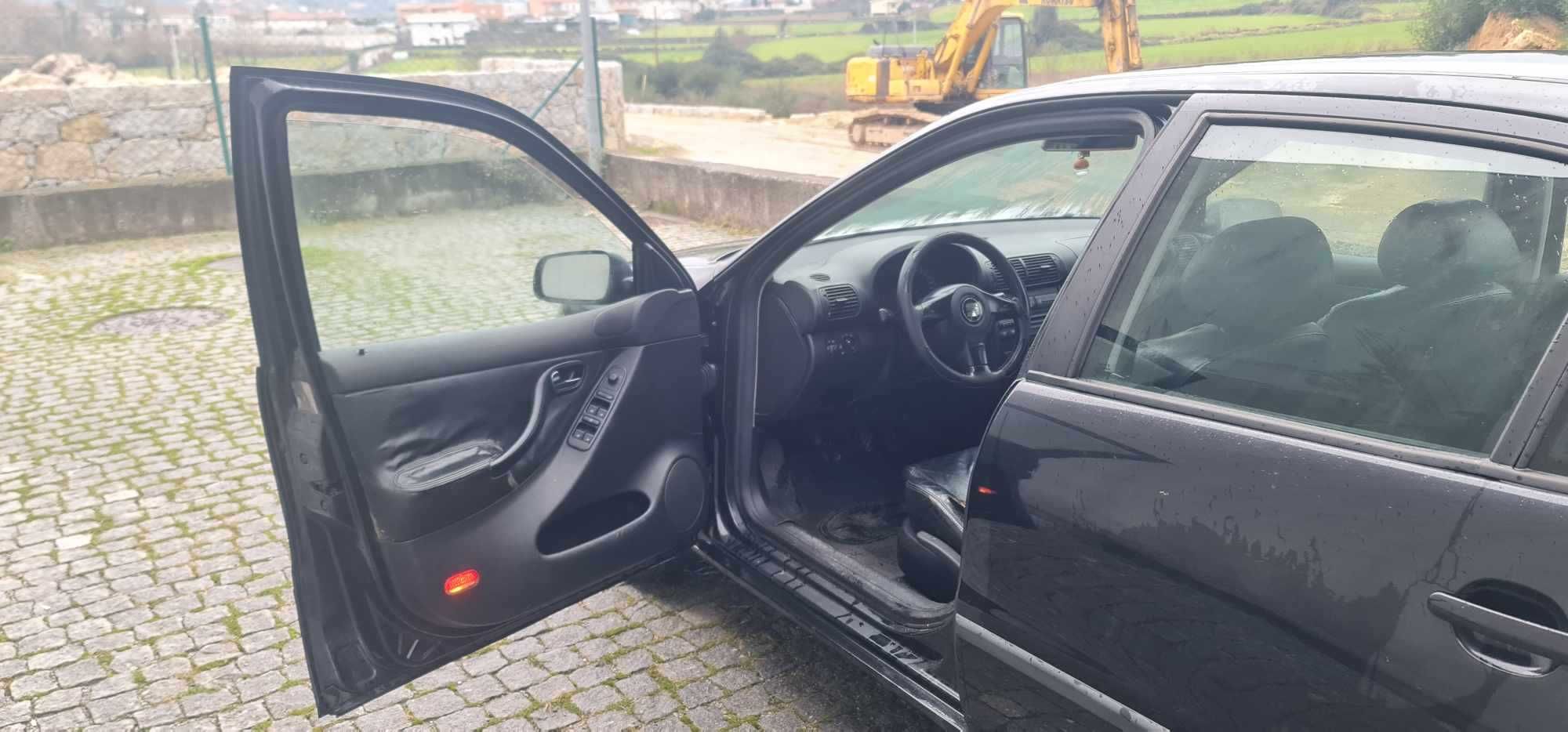 Seat Leon 1.6 gasolina 2002