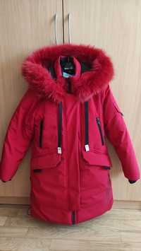 Продам зимнюю куртку на рост от 150 см примерно до 160 см
