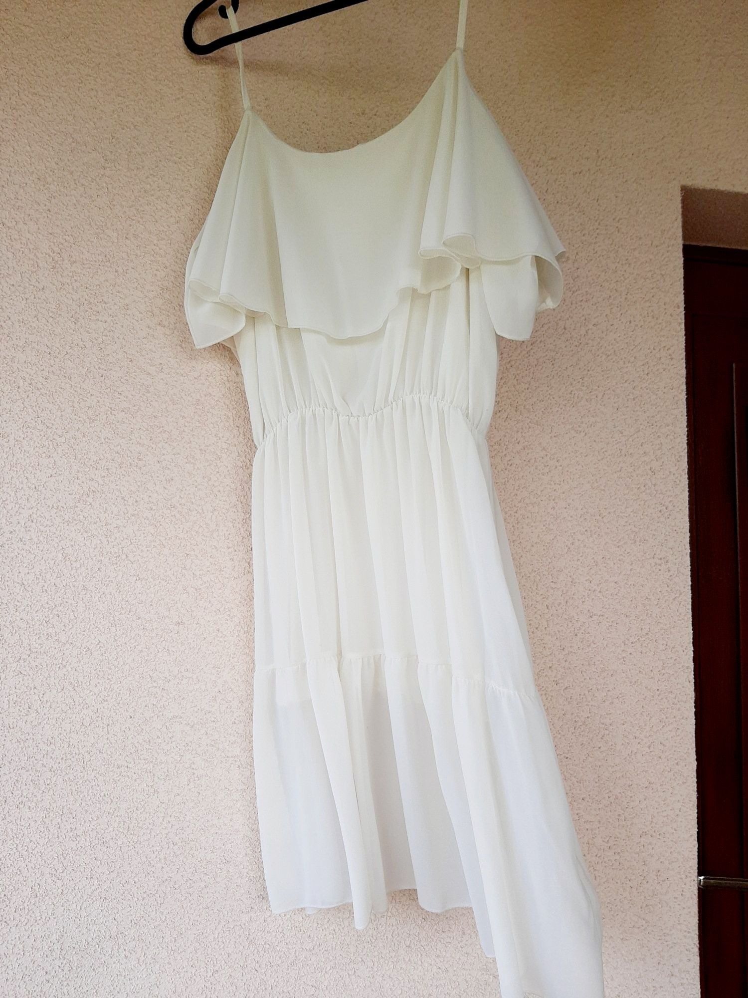 Biała krótką sukienka hiszpanka roz M