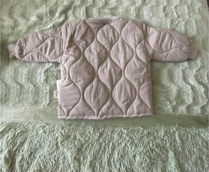 Дитяча курточка , вітровка