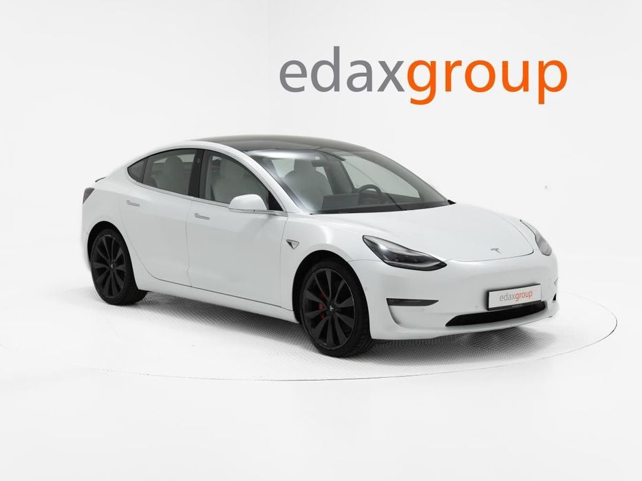 Tesla Model 3 AWD Dual Motor Performance