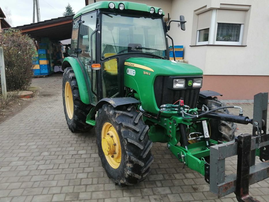 John Deere 5055E zamiana /tuz/Ciągnik od rolnika 2012