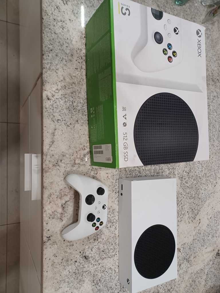 X Box Series S 512 GB na gwarancji użyty 3 razy !!!