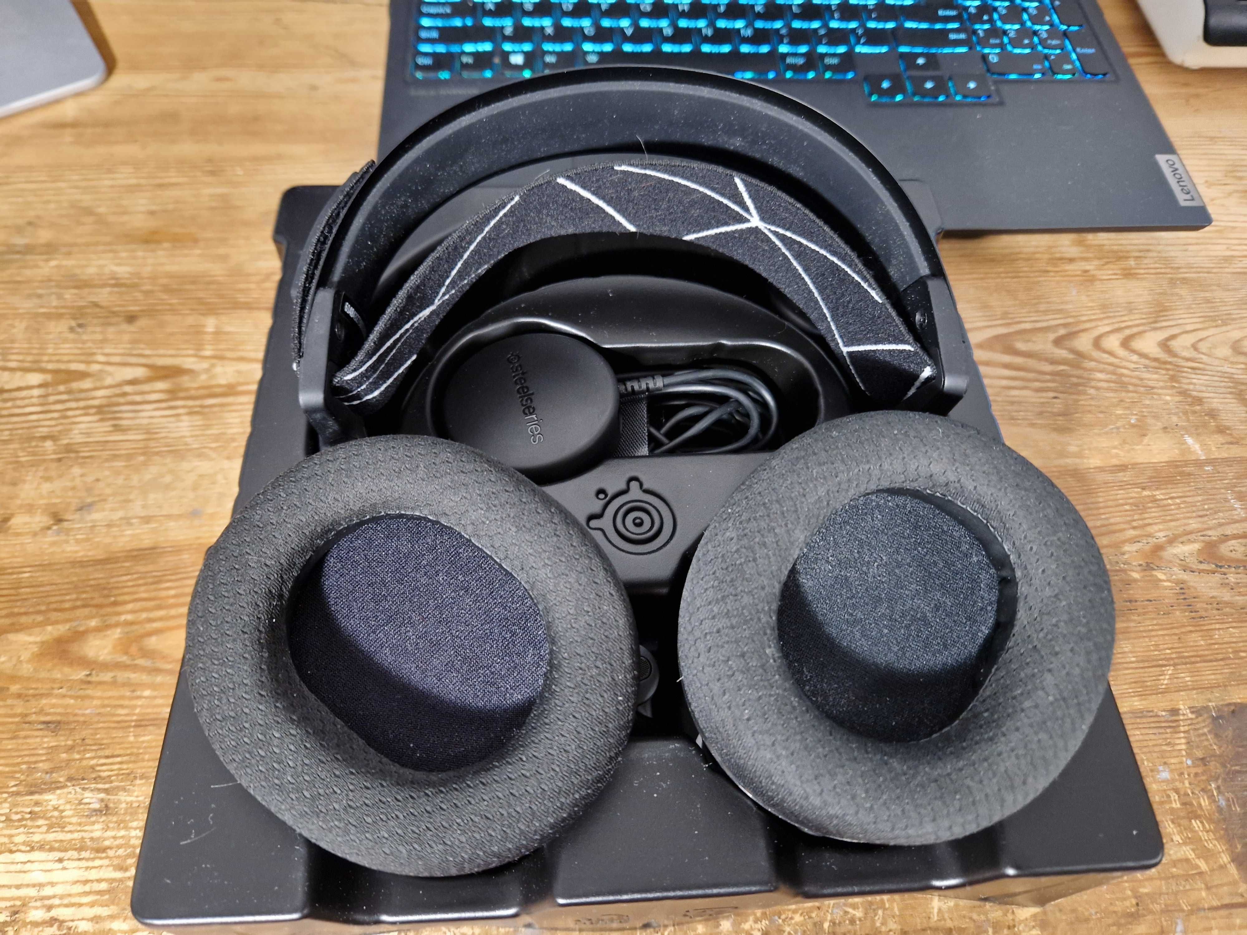 Słuchawki bezprzewodowe wokółuszne SteelSeries Arctis 9 (3514)