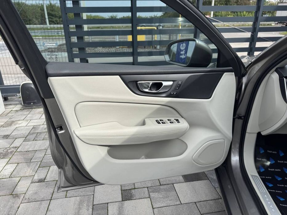 Volvo S60 2019 freshauto
