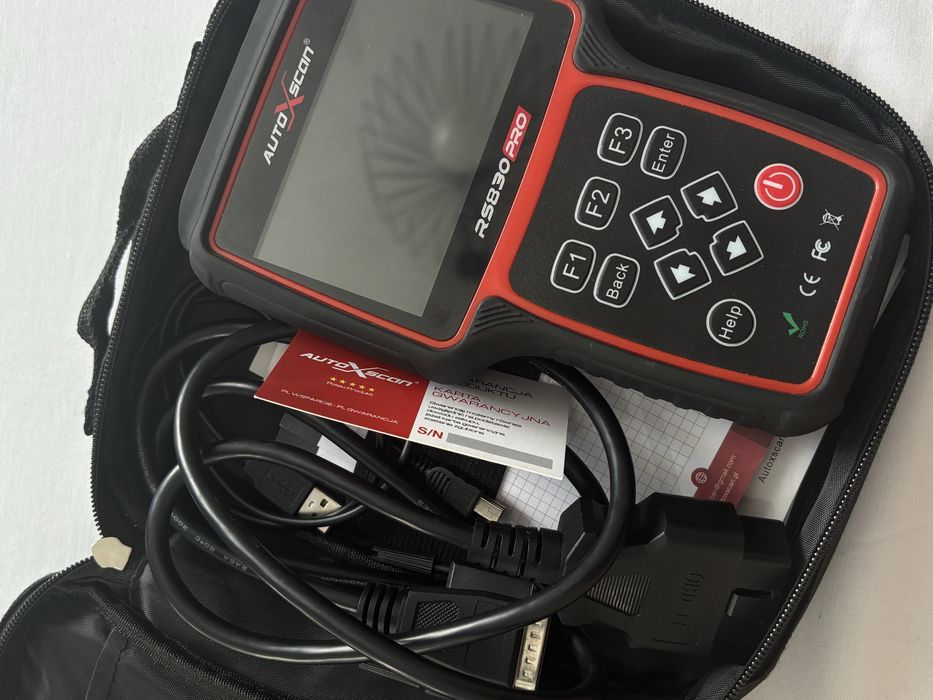 Tester diagnostyczny auto scan RS830 pro
