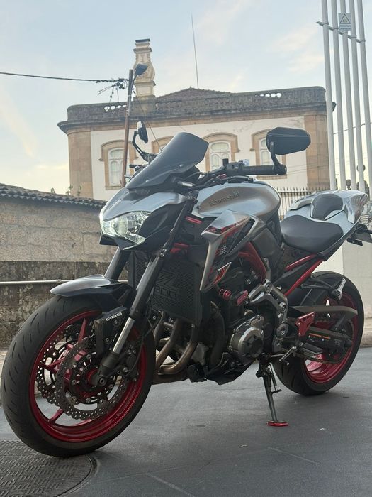 Kawasaki Z900 Imaculada!!