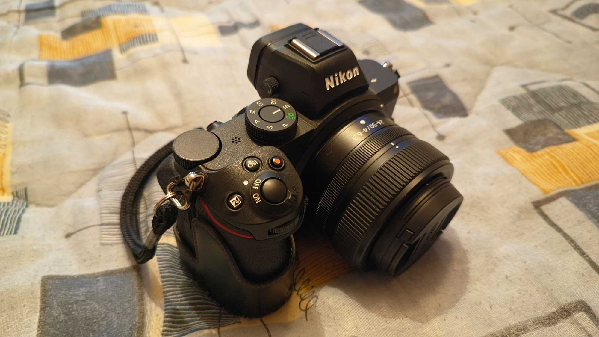 Nikon Z5 + Lente Z 24-50mm em Otimo Estado.