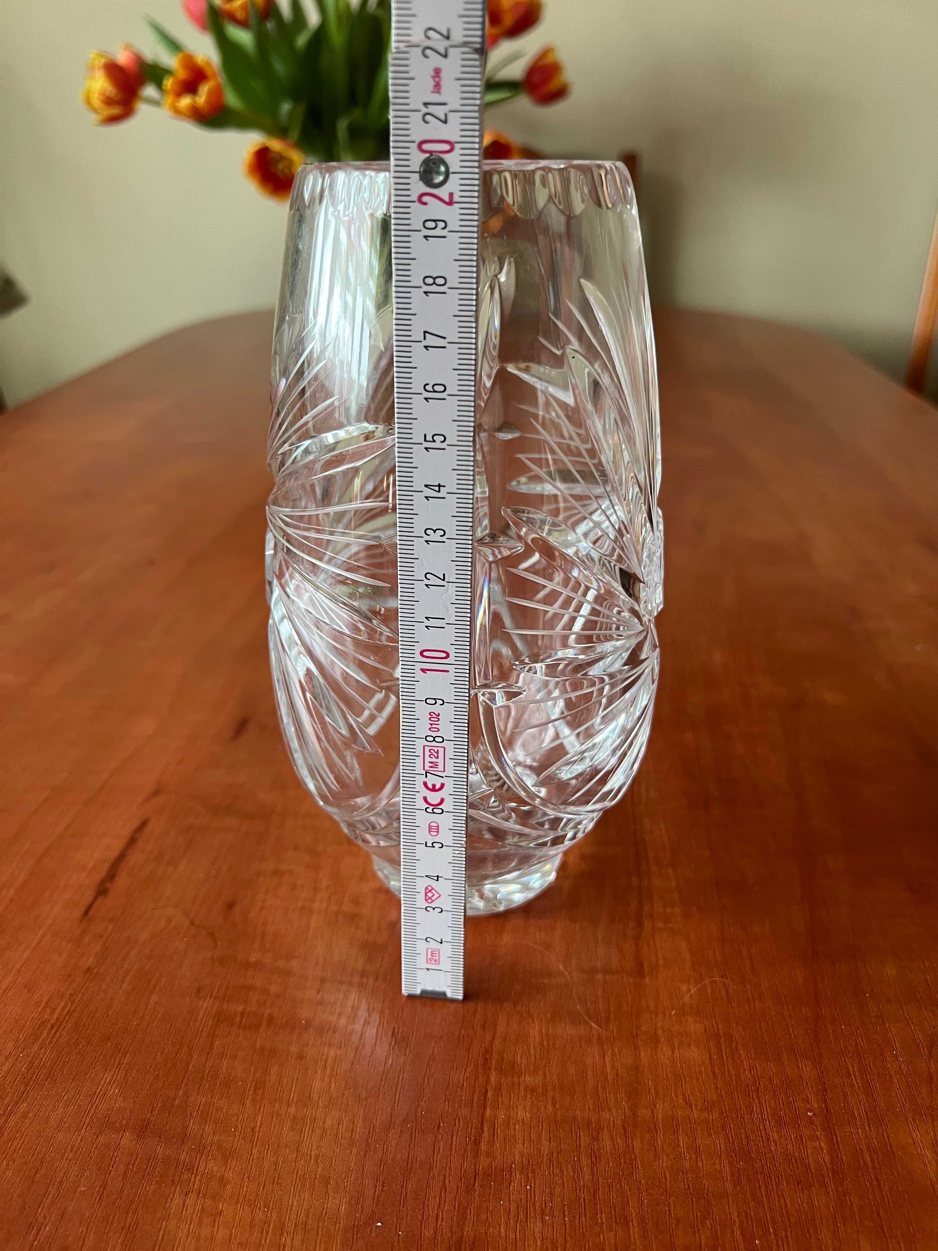 Kryształowy wazon 20 cm