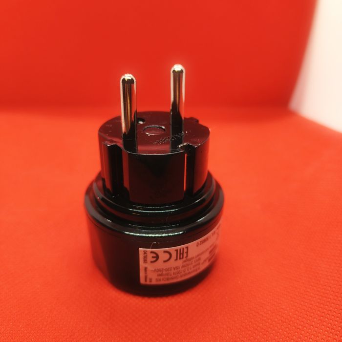 Adapter podróżny BRENNENSTUHL USA/Japonia Uni-Schuko