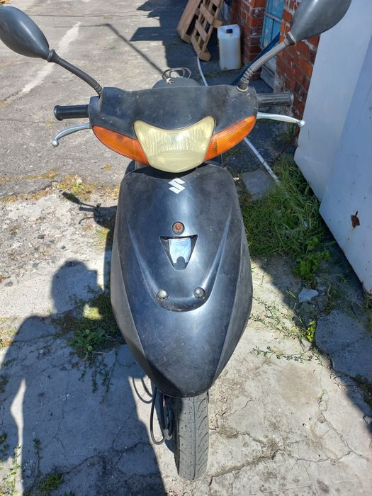 Продам скутер Suzuki