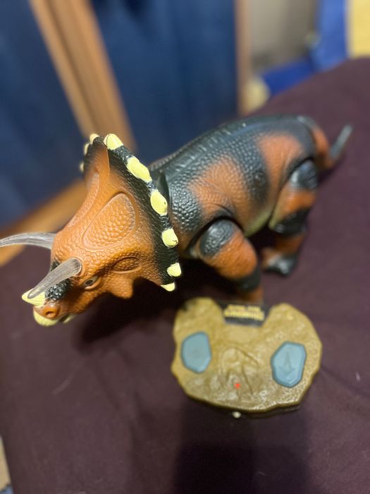 Іграшка Динозавр інтерактивний