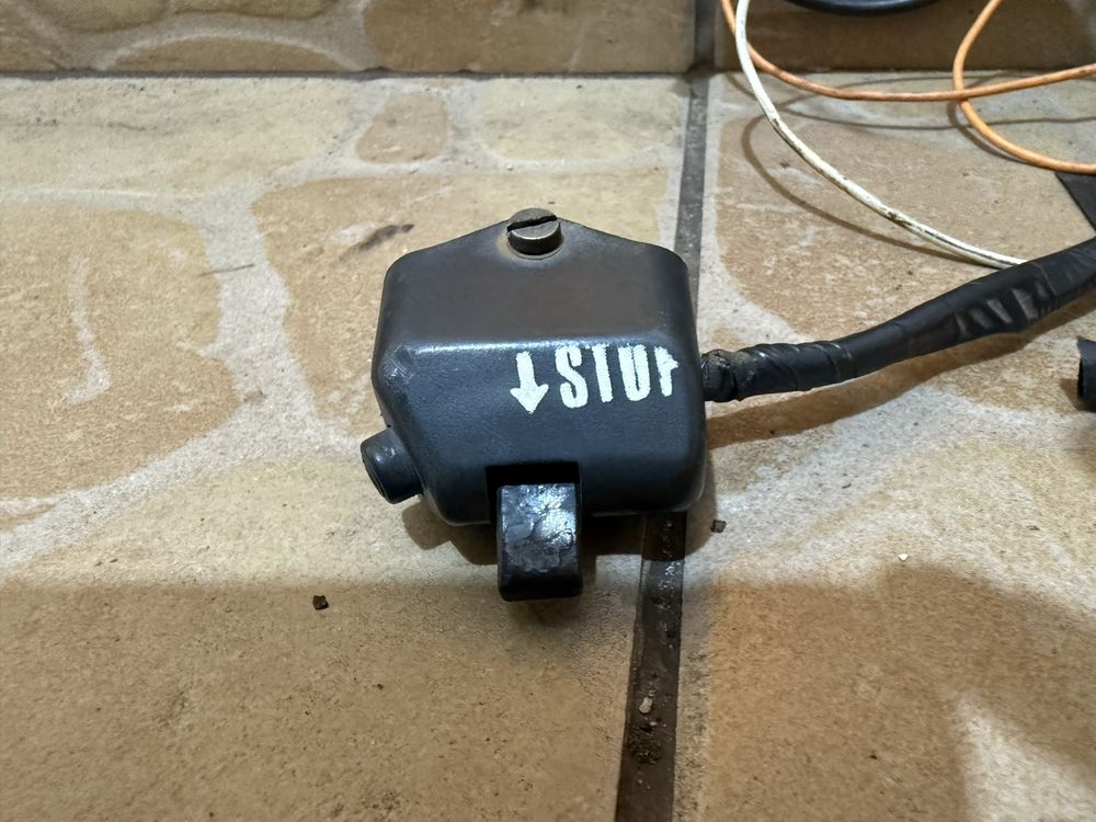 Przełącznik Stop Fortschritt E930, E931 Simson org DDR wysyłka