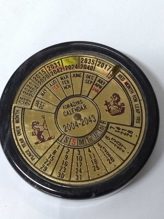 Calendário de Bolso perpétuo 2004 a 2043