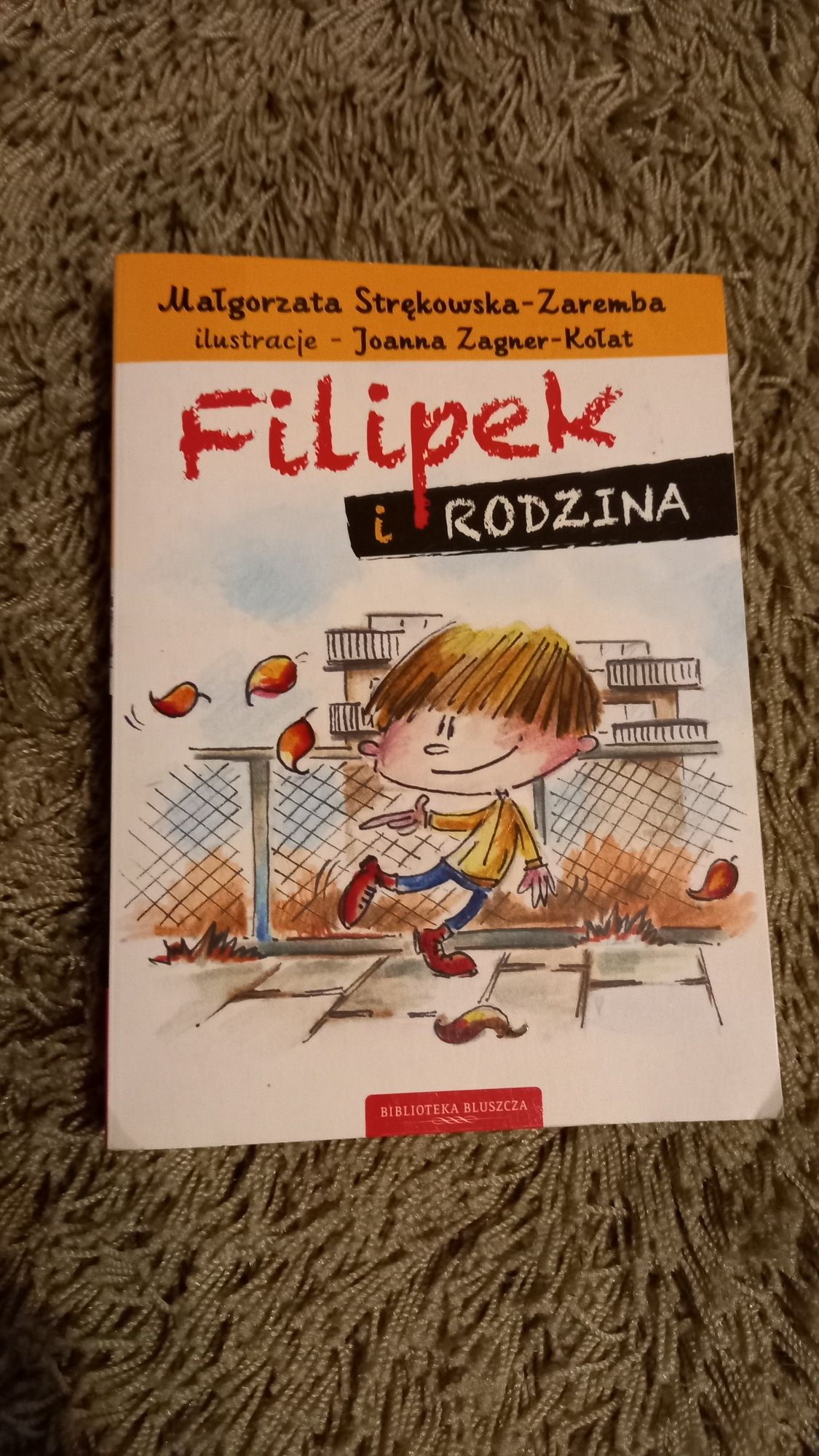 Książka z serii 'Filipek i rodzina" pełna humoru o chłopcu Nowa
