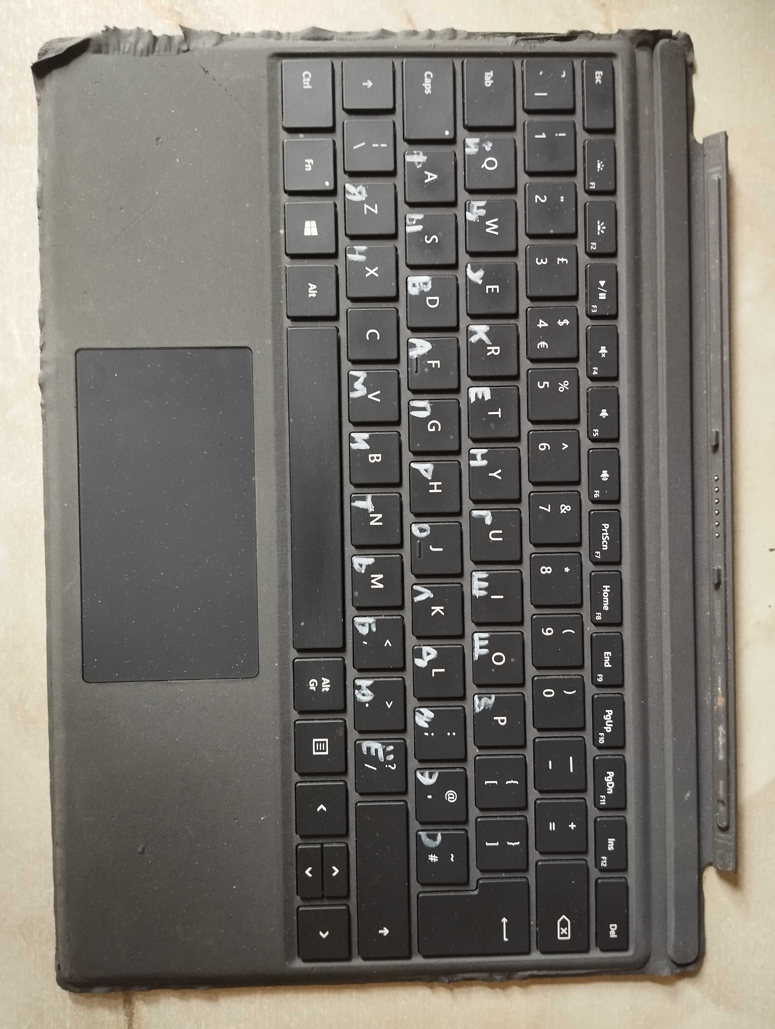 Ноутбук Microsoft Surface Pro 4 - i 7, 16/128 gb!