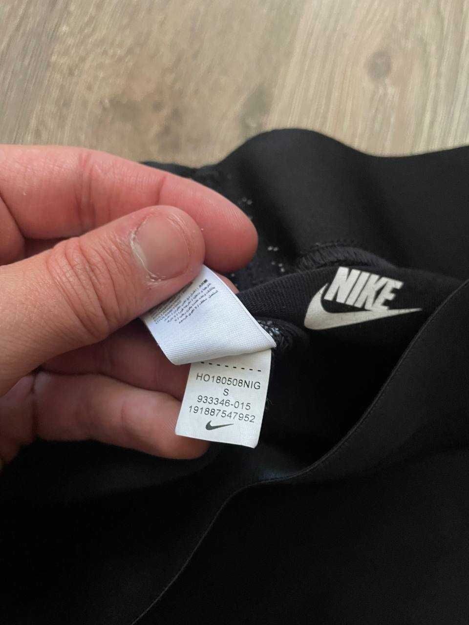 Лосини від бренду Nike
