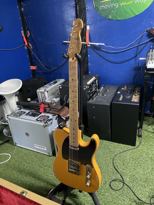 Vintage Icon V52MRBS Distressed Butterscotch
