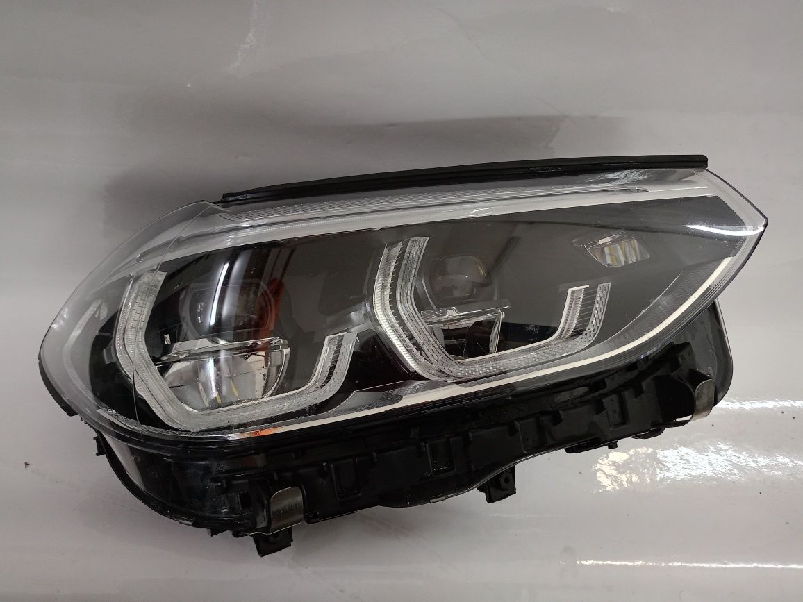 BMW X3 LED reflektor prawy