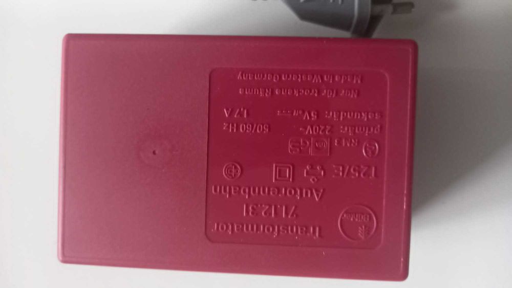 Transformator do toru wyścigowego z lat 90