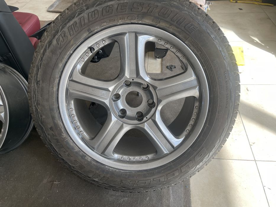 Продаются колеса нормальном состоянии 8 мм Bridgestone Alenza