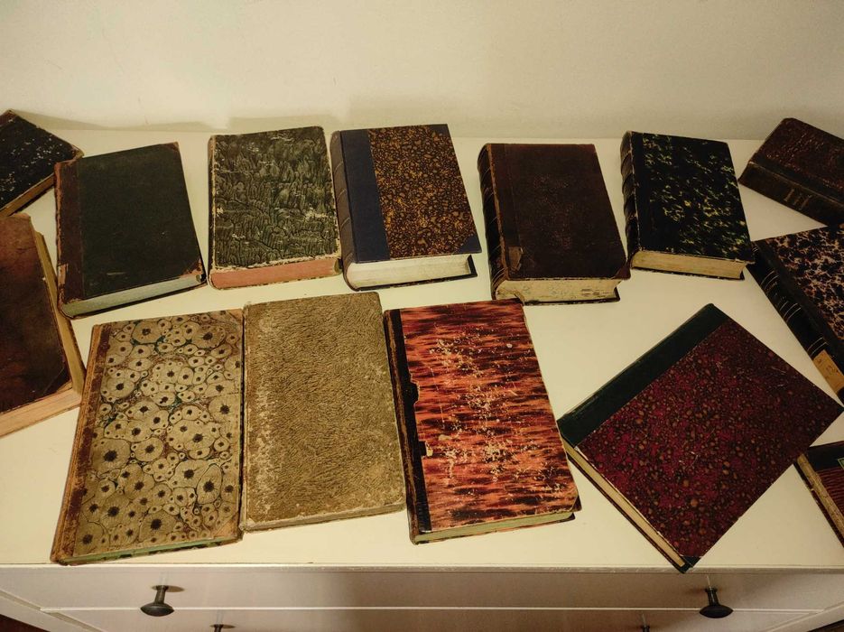 Старинные редкие книги. XIX век.