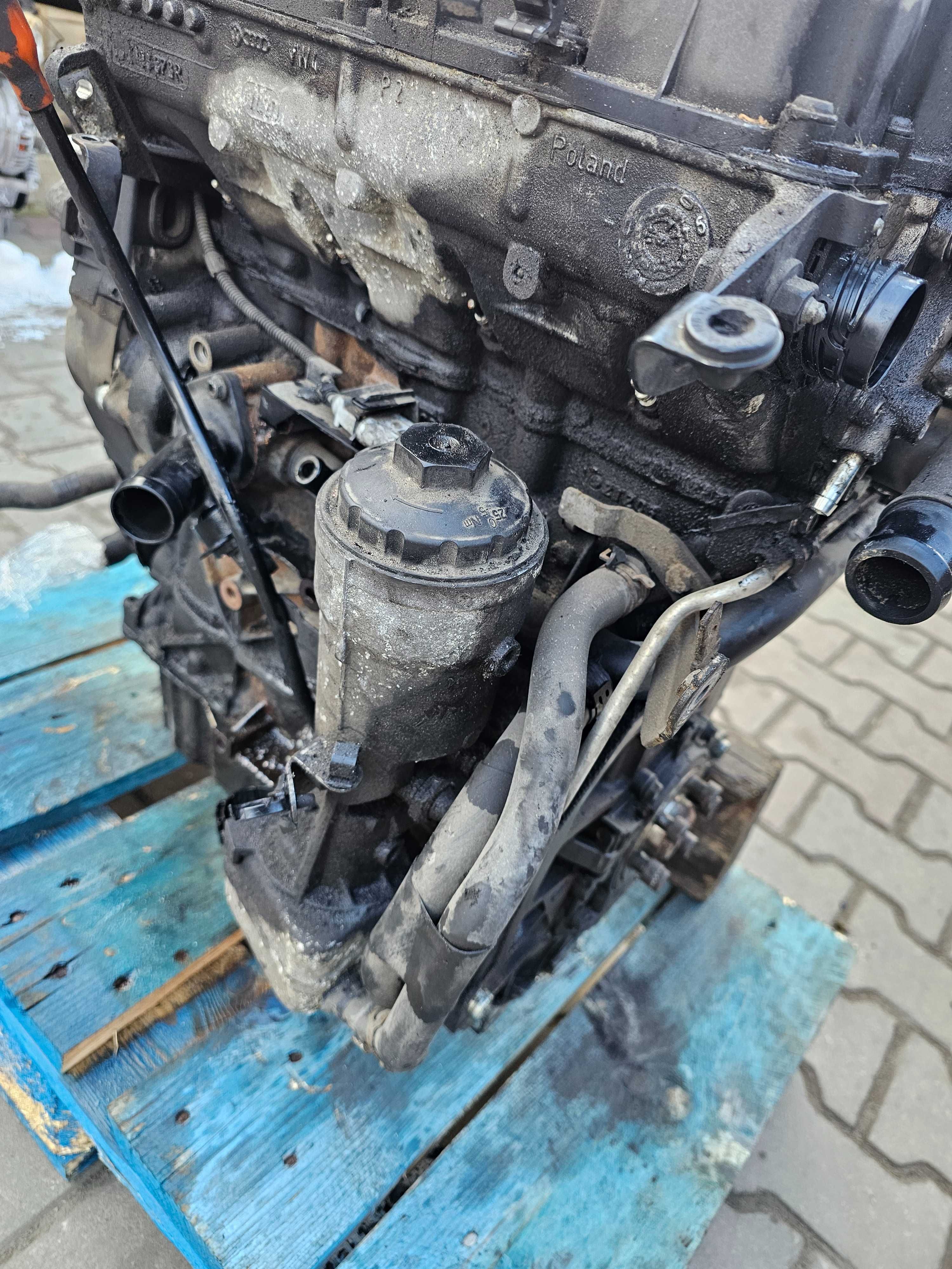 Volkswagen Touran Silnik Kompletny 1.9 TDI Kod Silnika BLS