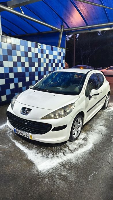 Peugeot 207 1.4 hdi