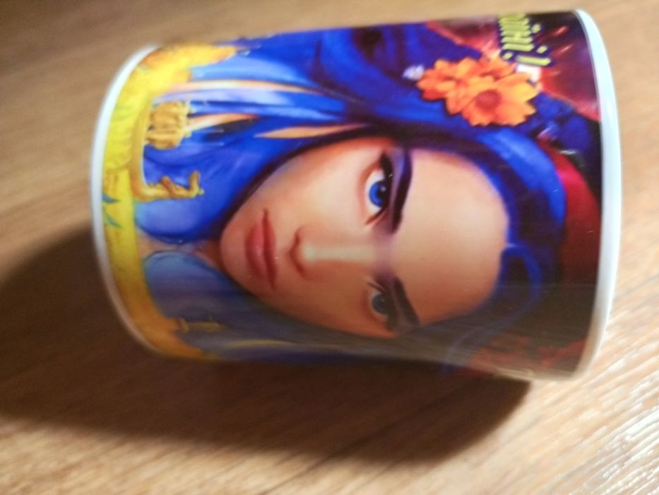 Продам чашки на сувенир