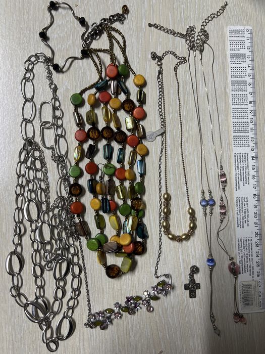 Біжутерія одним лотом(все що є на фото)